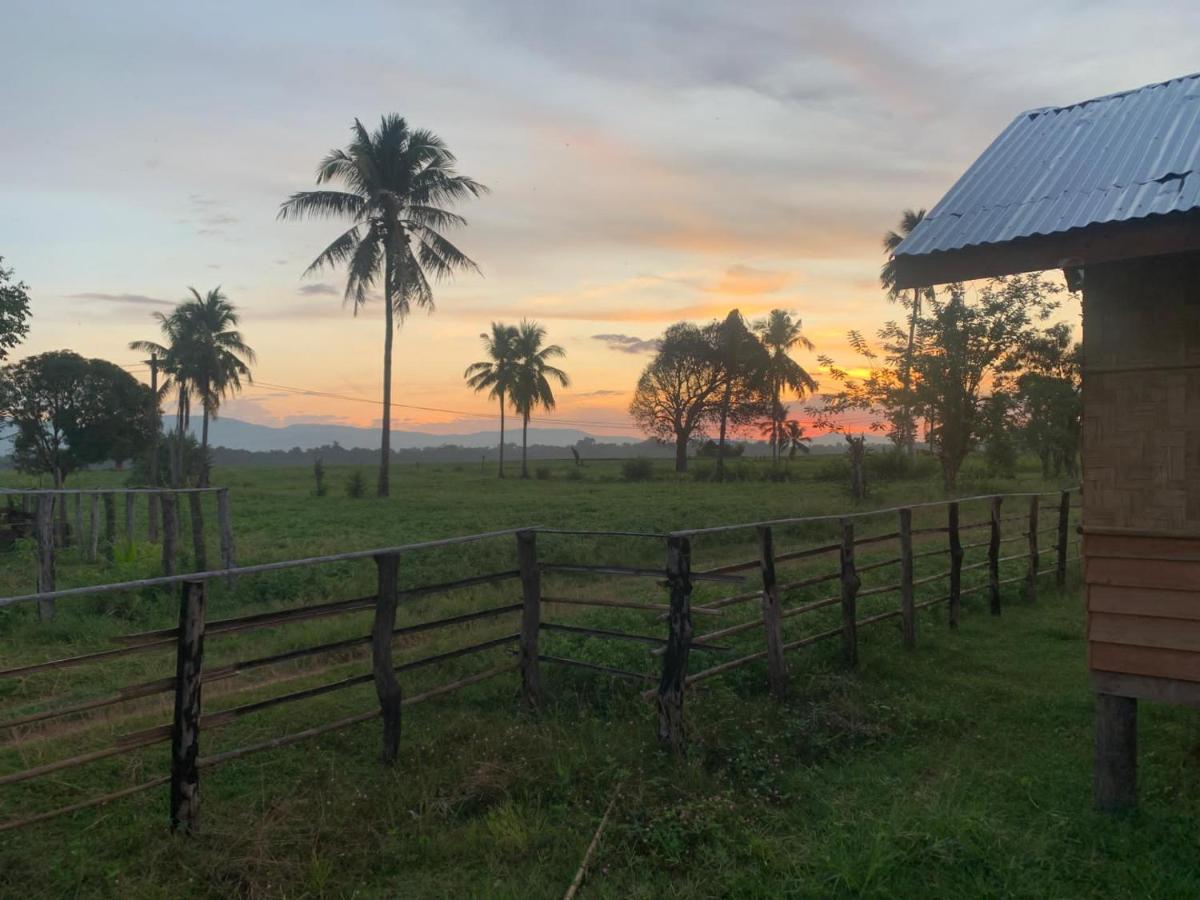 Vera Sunset Homestay Local Experience With Lao Family Muang Không Exterior foto