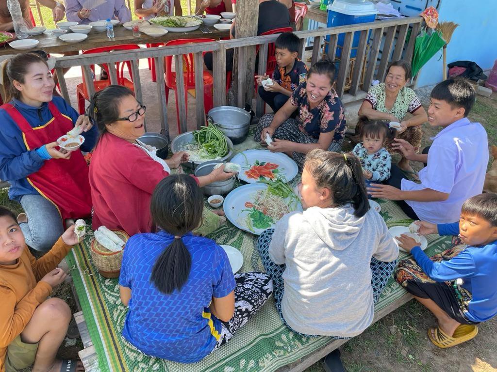 Vera Sunset Homestay Local Experience With Lao Family Muang Không Exterior foto